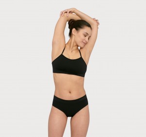 Organic Basics RECYCLED NYLON Active Sports Bra Zwart | 68750-UXFI