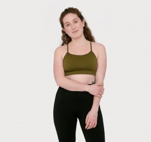 Organic Basics RECYCLED NYLON Active Sports Bra Olijfgroen | 23175-MKDJ