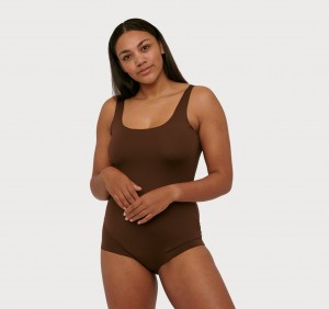 Organic Basics RECYCLED NYLON Invisible Basic Body Walnut | 98126-QLVG