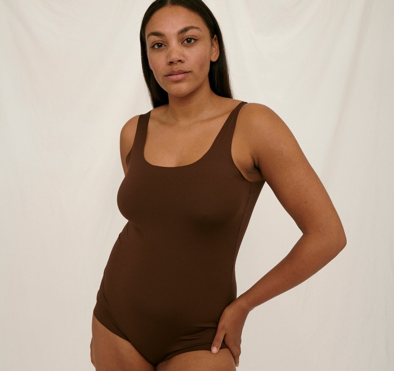 Organic Basics RECYCLED NYLON Invisible Basic Body Walnut | 98126-QLVG