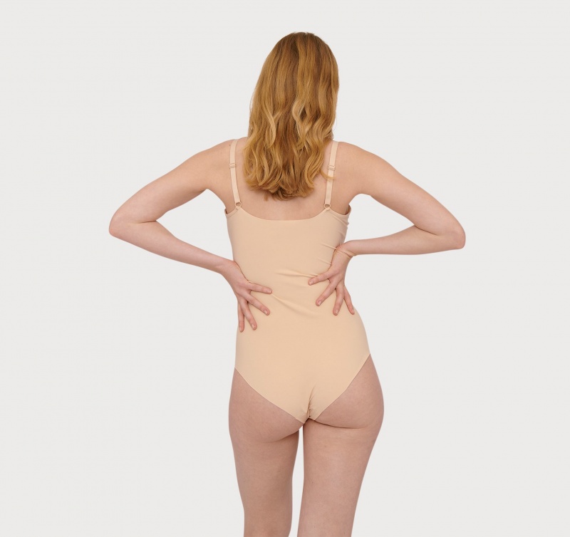 Organic Basics RECYCLED NYLON Invisible Cheeky Body Oak | 28916-XVDC